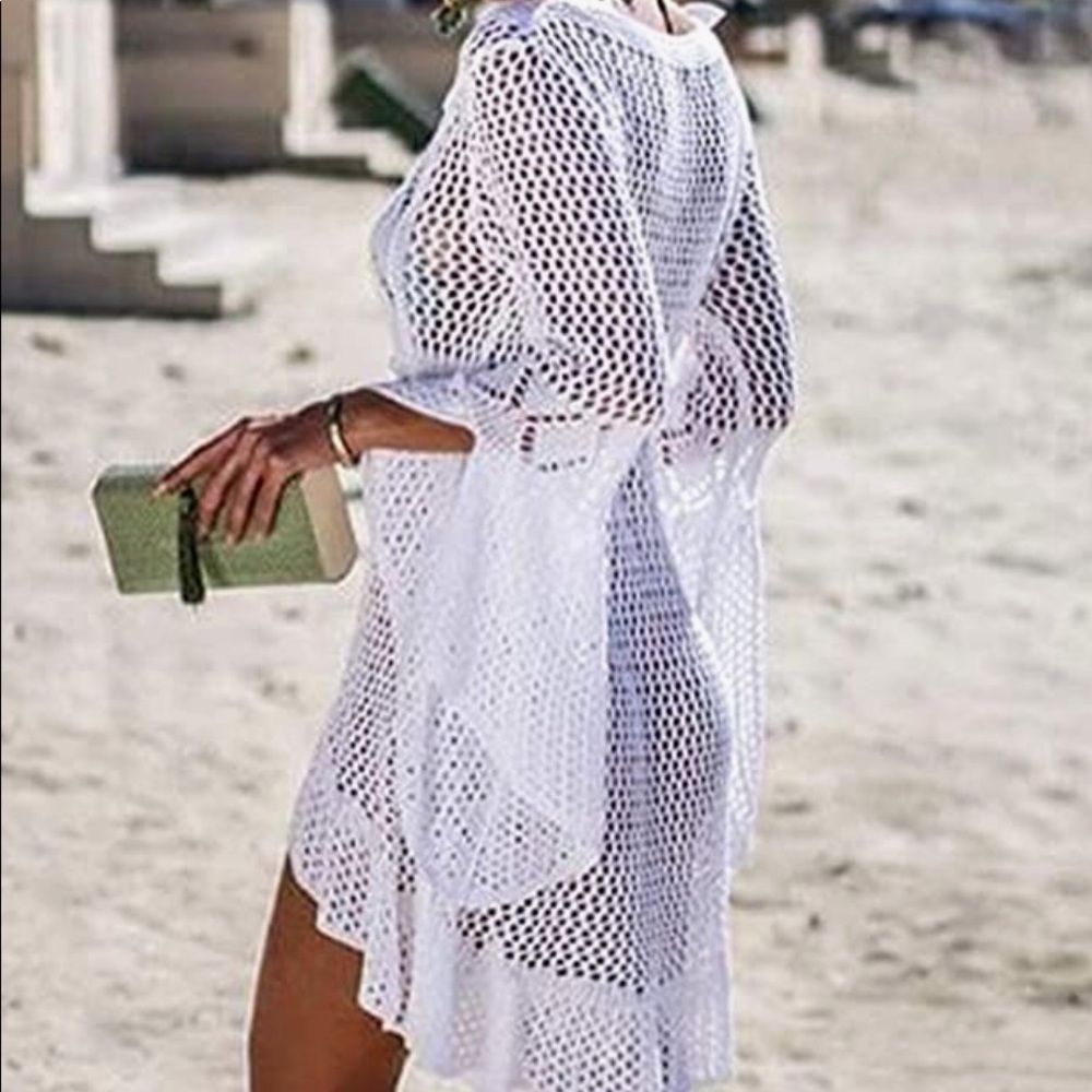 Romantic Bohemian Bell Sleeve Crocheted Lace Cover - Picture 5 of 16